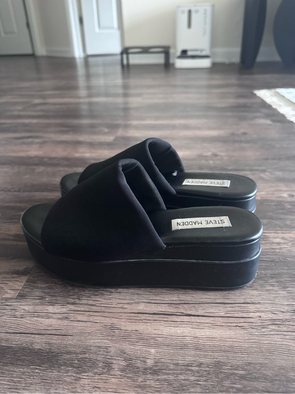 Steve Madden Black Platform Slide Sandals with Padded Upper